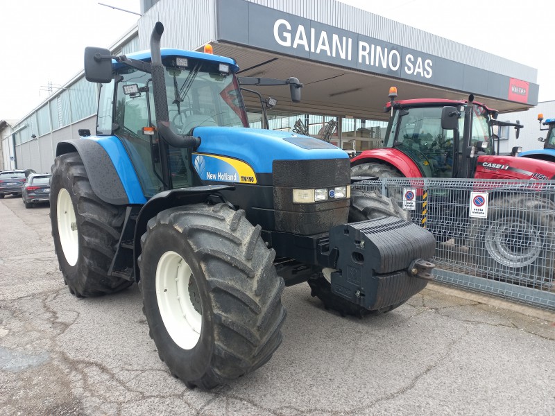 NEW HOLLAND - TM 190 (2005)
